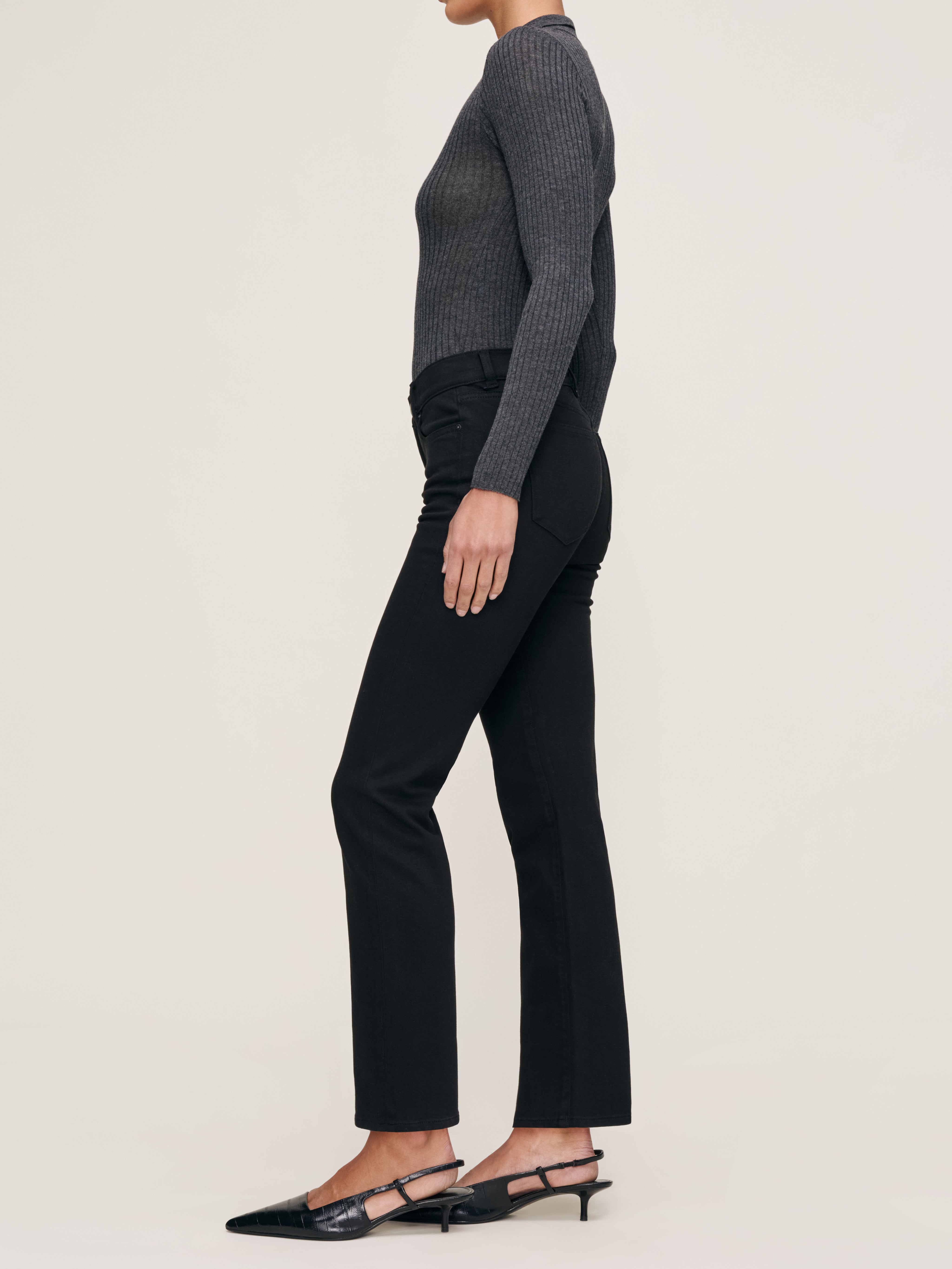 DL1961  MARA STRAIGHT MID RISE  INSTASCULPT ANKLE BLACK