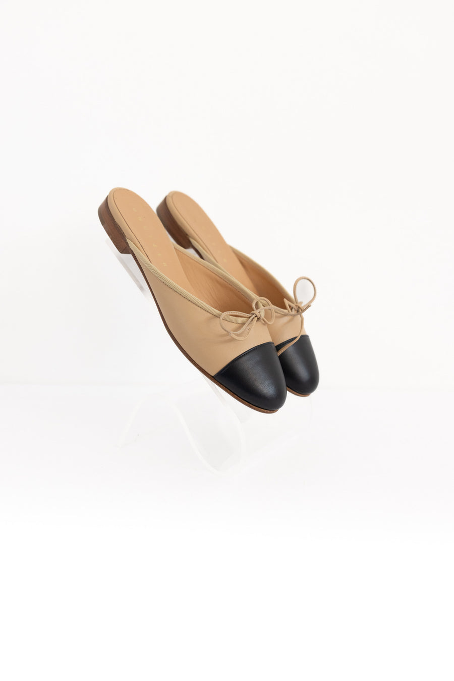 UNUTZER BEIGE BLACK MULE