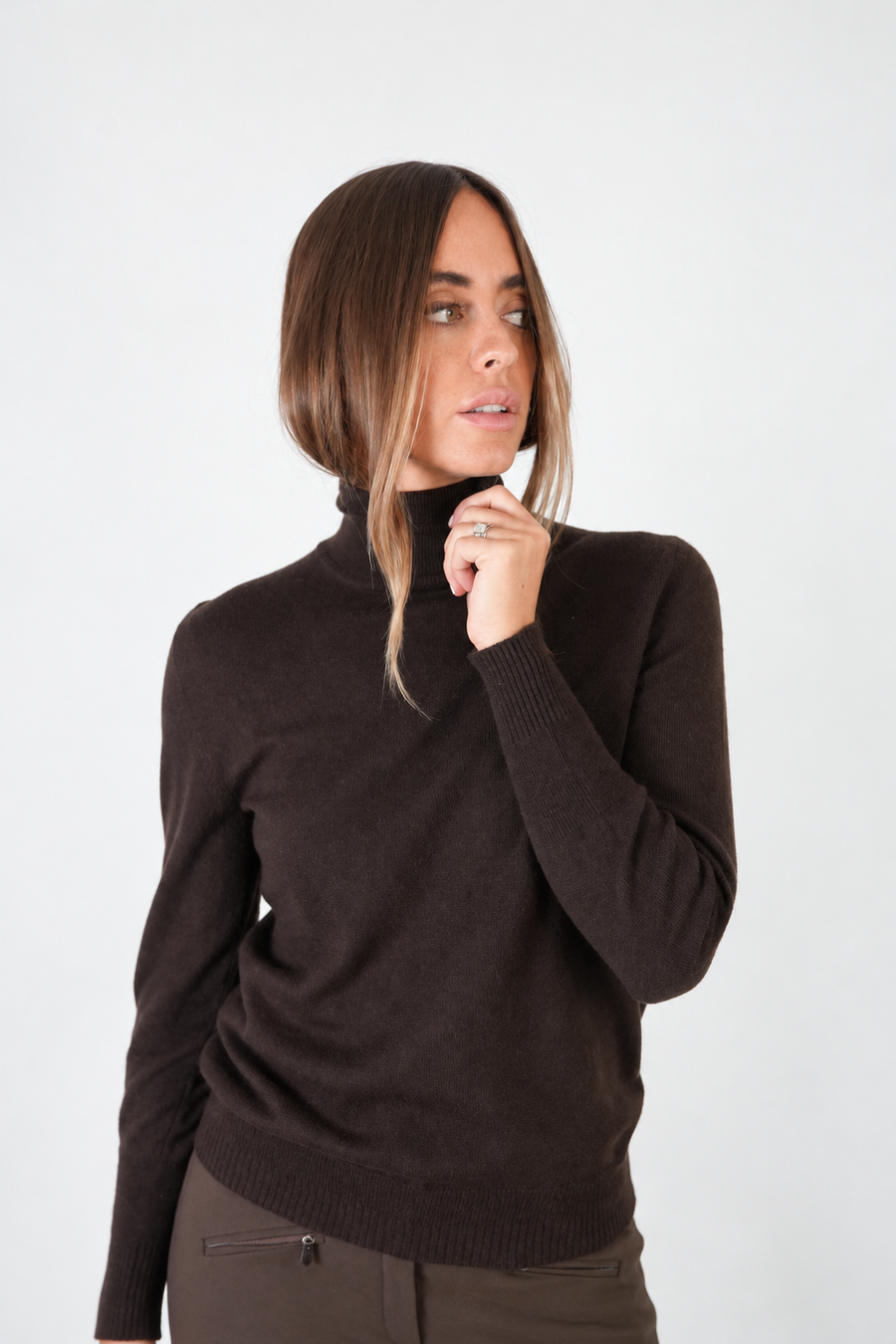 DF CASHMERE TURTLENECK - BROWN