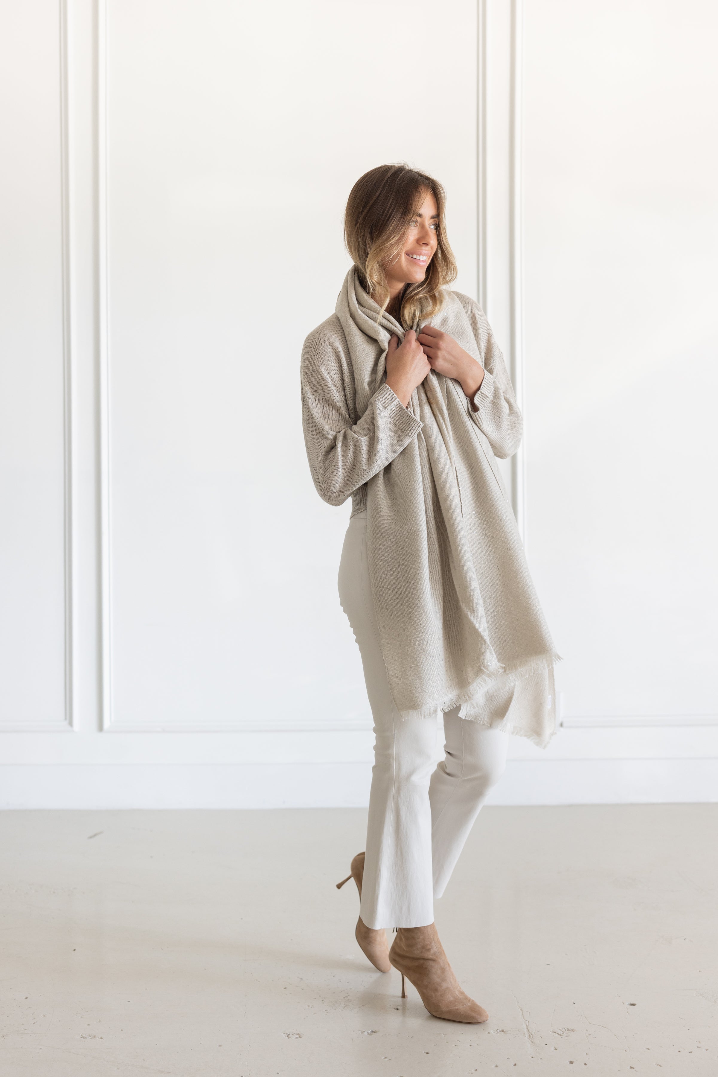 BRUNELLO CUCINELLI  CASHMERE AND SILK DIAMOND YARN SCARF - STONE