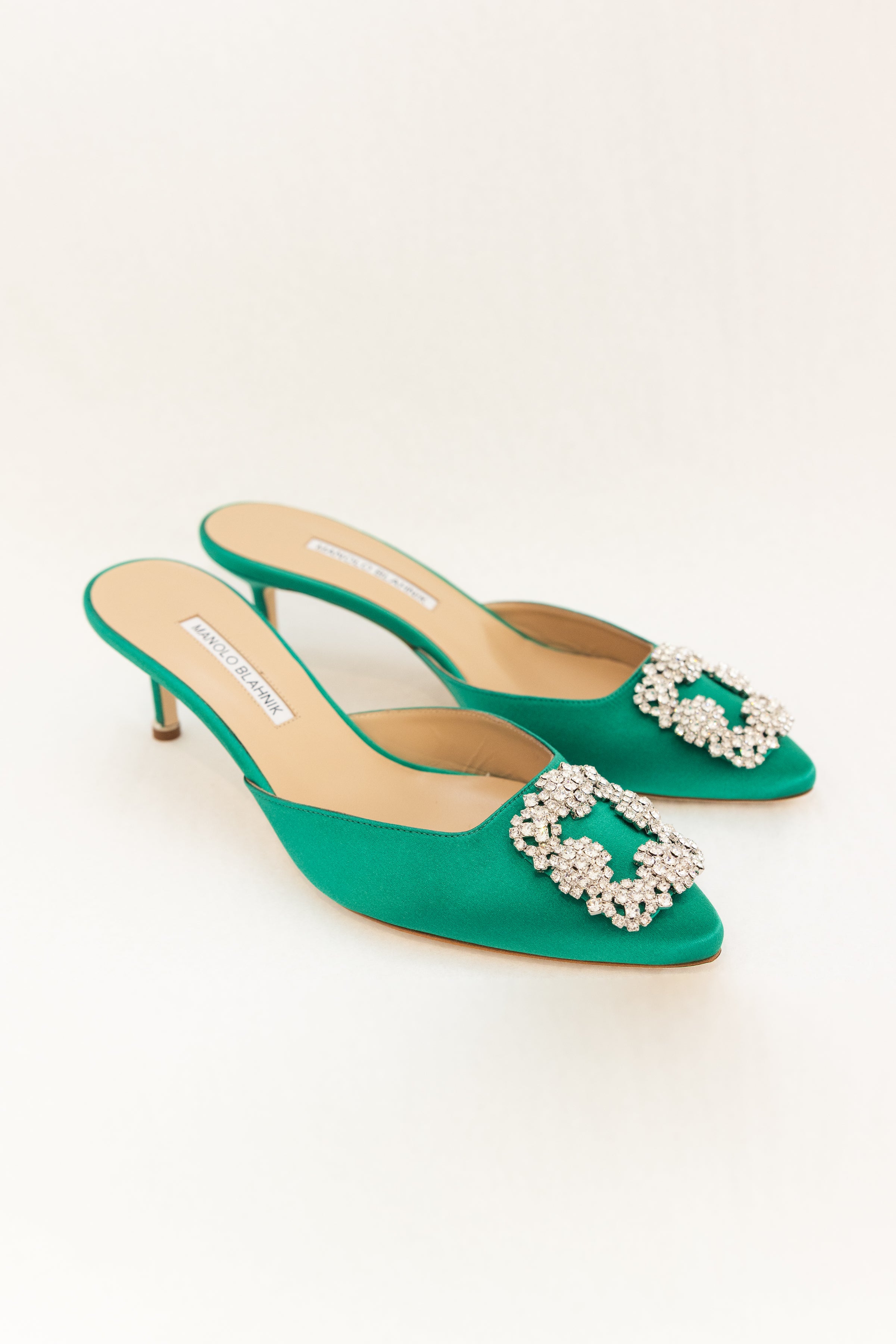 MANOLO BLAHNIK HEEL HANGISMU SATIN JEWEL BUCKLE MULES - GREEN