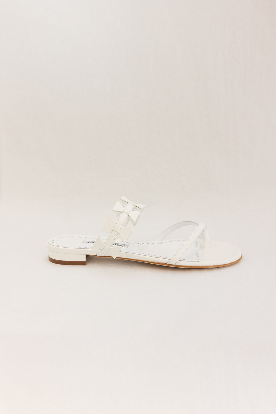 MANOLO BLAHNIK MAURA LEATHER SANDAL - WHITE