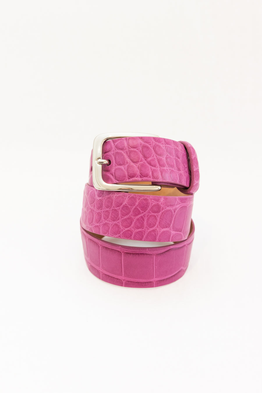 W KLEINBERG MATTE ALLIGATOR BELT - MAGENTA