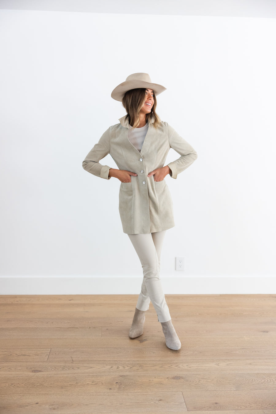 DF SUEDE REVERSIBLE  JACKET - BEIGE