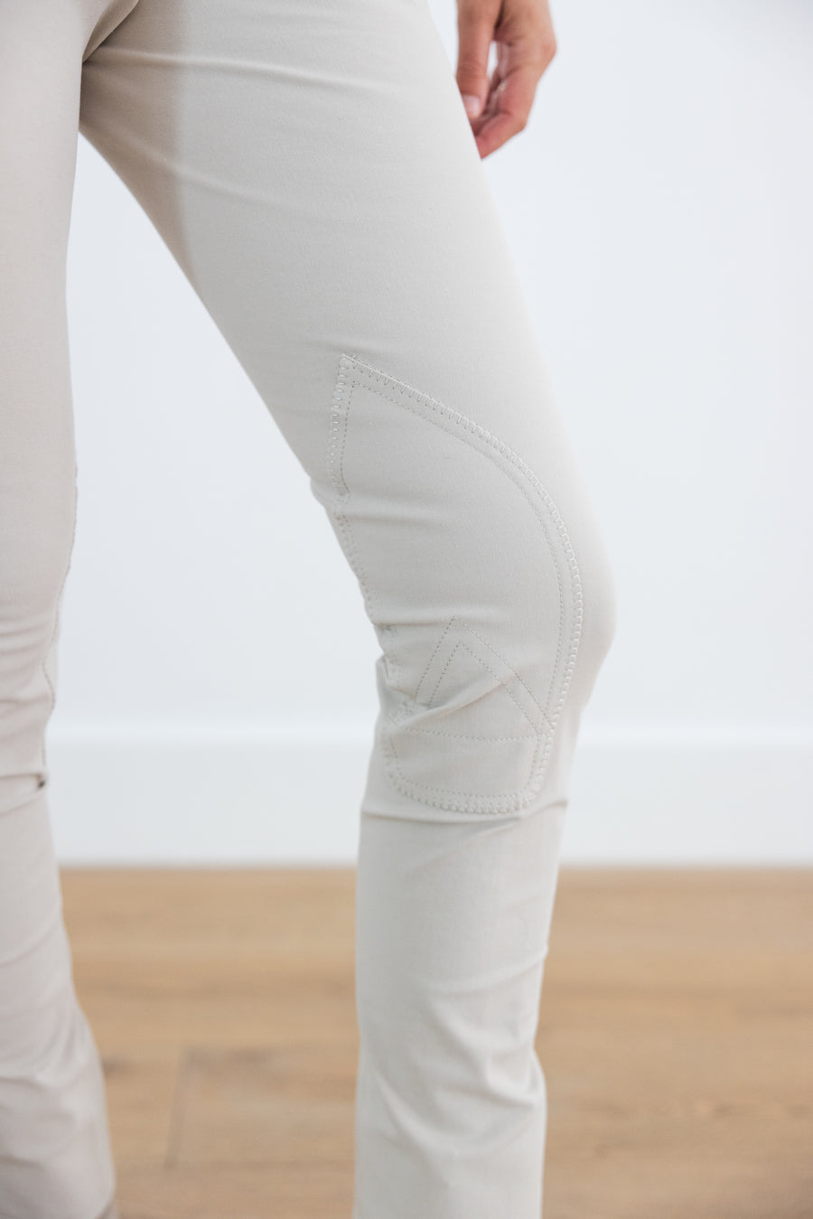 PAMELA HENSON SOHO - CHINO