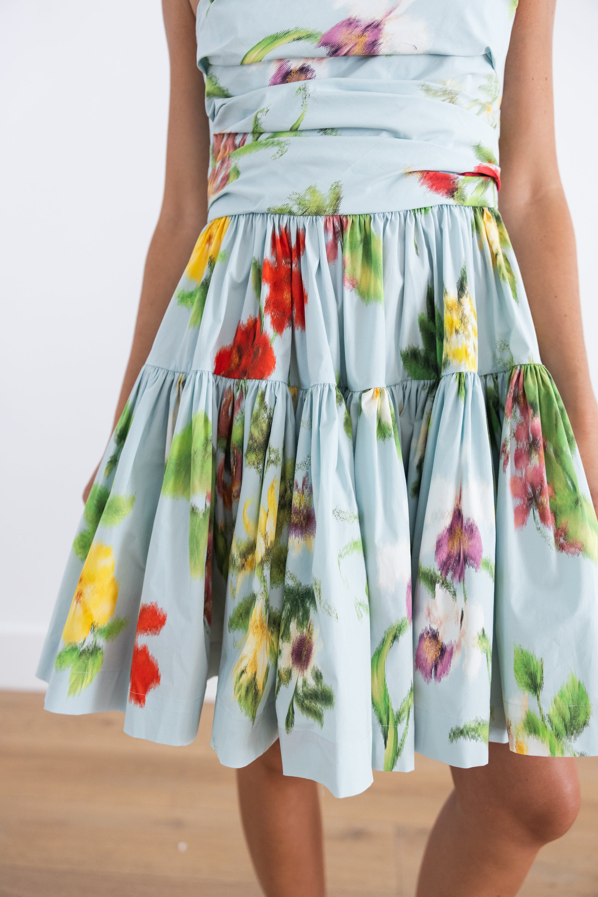 OSCAR DE LA RENTA SLEEVELESS CHINE MULTI FLORAL POPLIN DRESS - SALTWATER MULTI