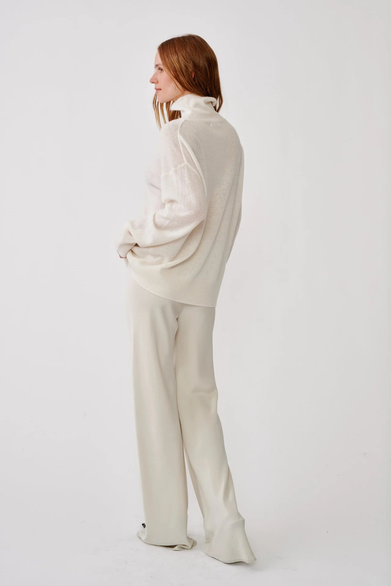SABLYN FILOMENA SLOUCHY CASHMERE TURTLENECK - GARDENIA
