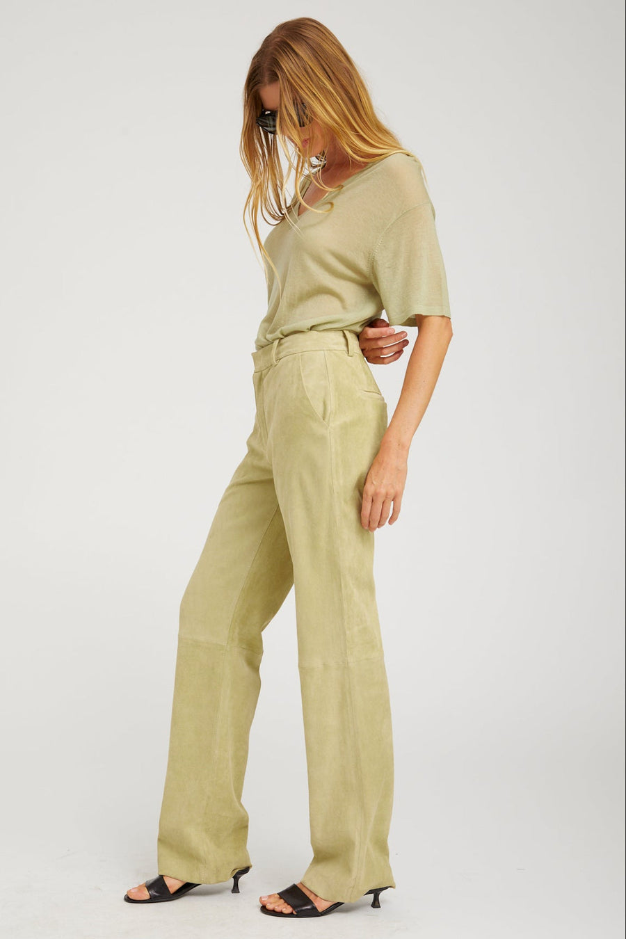 SPRWMN BAGGY LOWRISE TROUSERS SUEDE - PISTACHIO