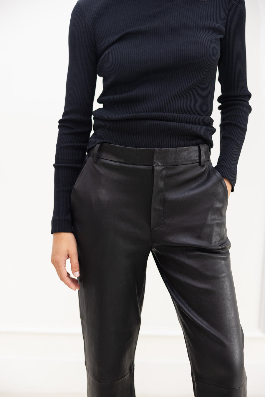 Cropped Baggy Lowrise Trouser